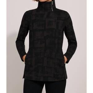 NEW E.L.I. the lodz top in black